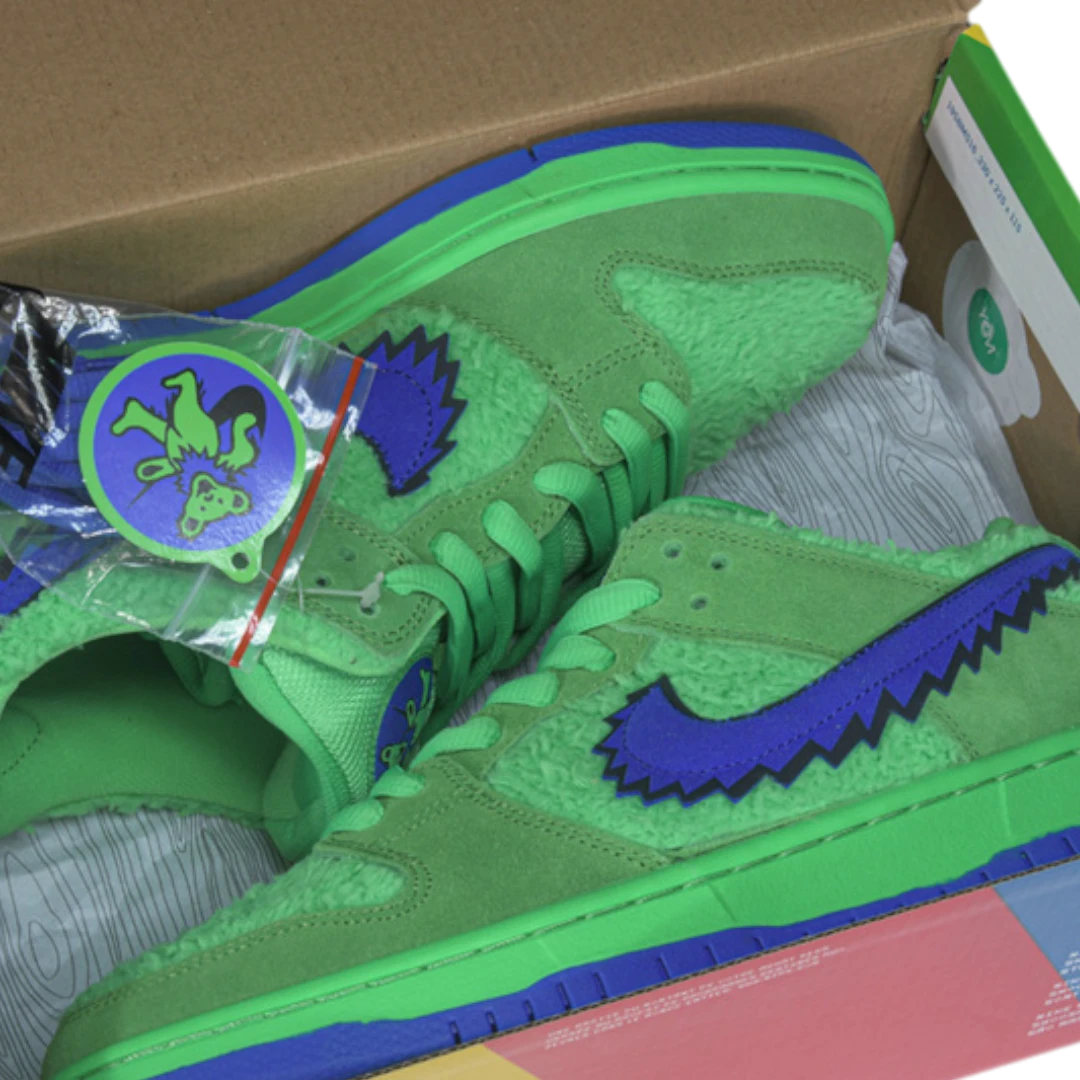 Grateful Dead x SB Dnk Low Bears 'Green'